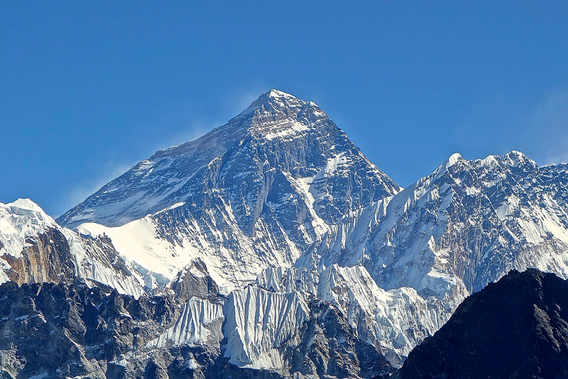 Mount Everest, Mahalangur Himal, Nepal / Tibet (China) border