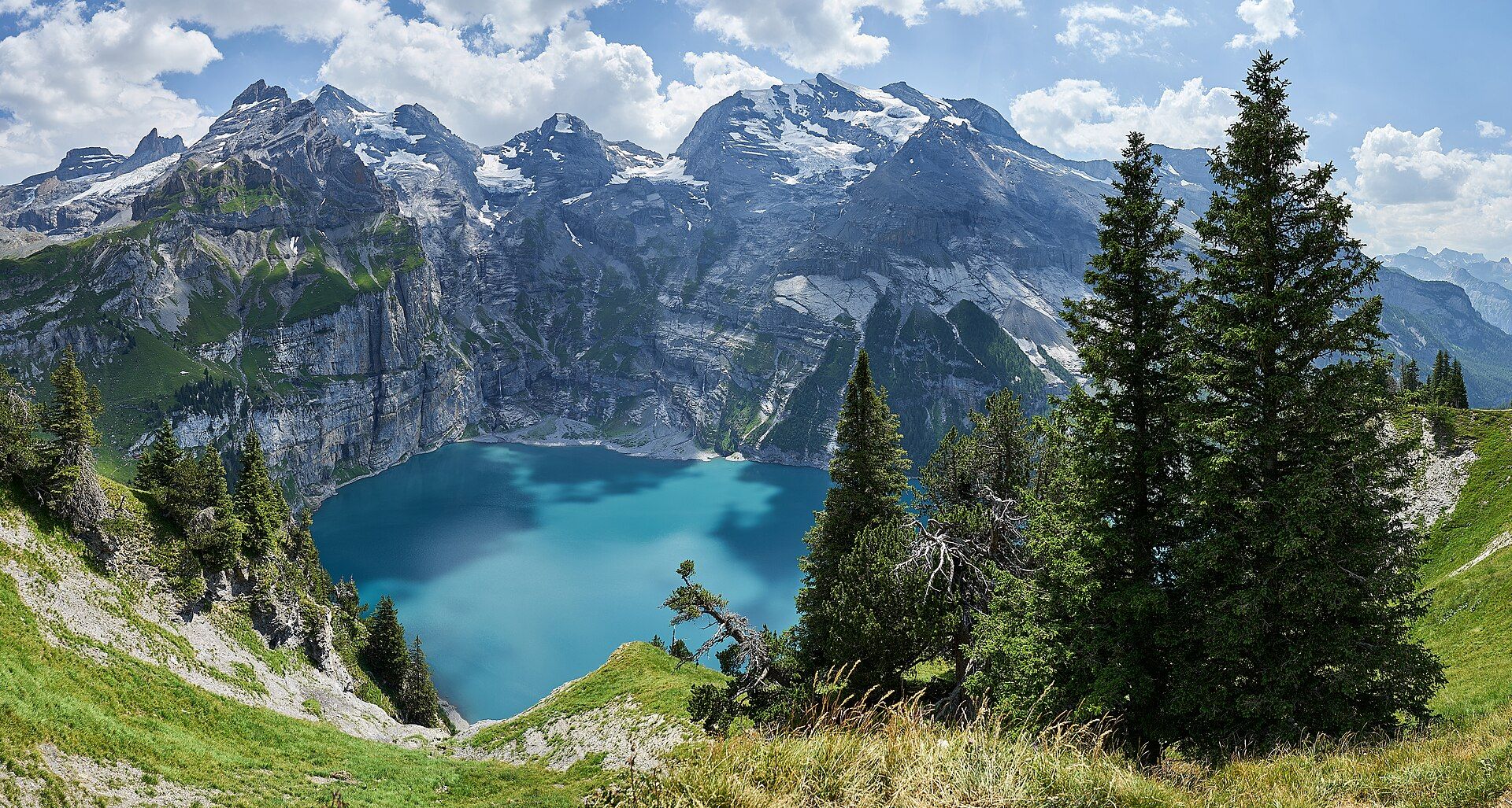 Oeschinen Lake, Kandersteg, Bernese Oberland, Switzerland