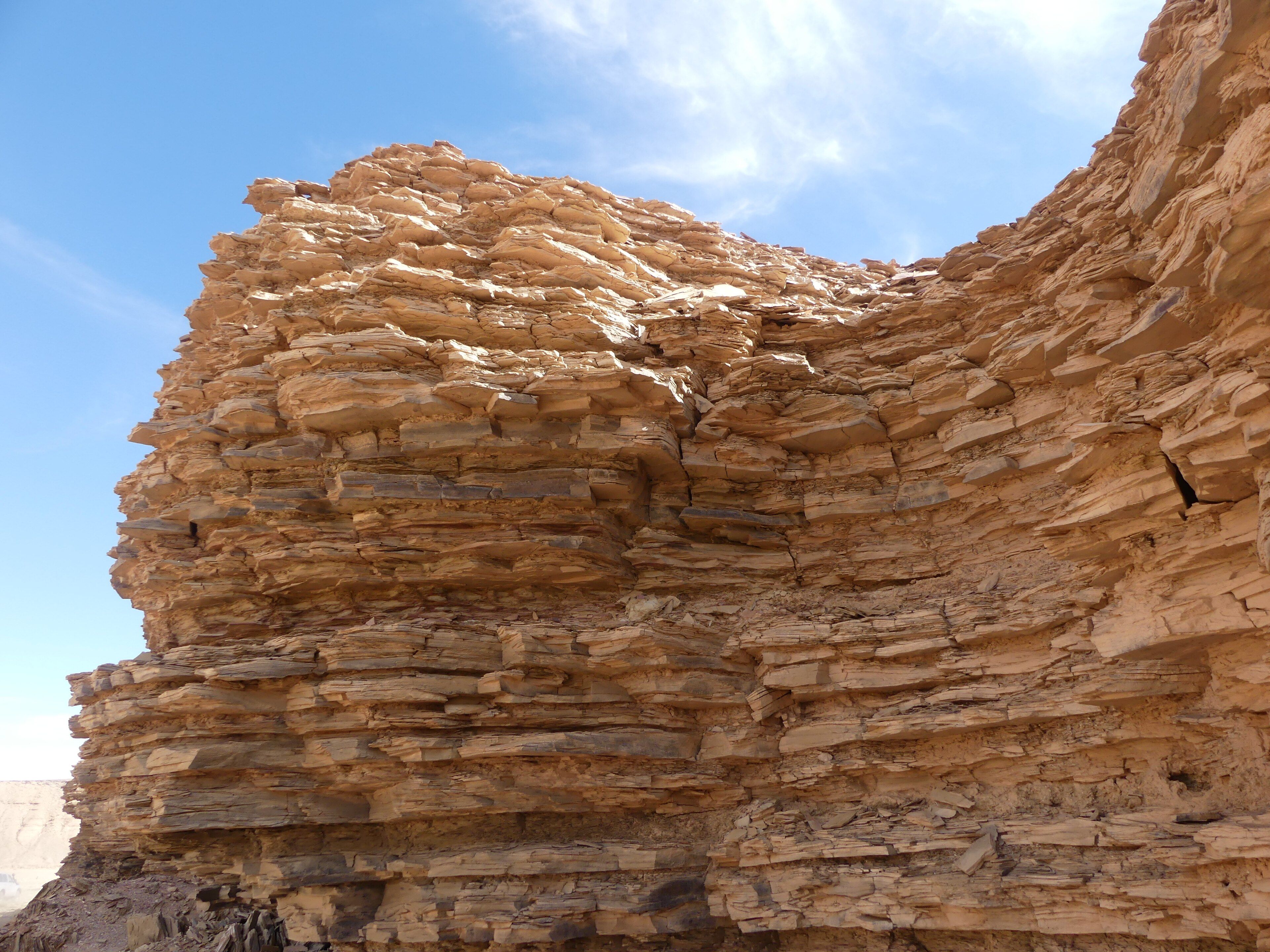 Layered sandstone at El Berdj, Tadrart Rouge, Tassili n'Ajjer, southeastern Algeria