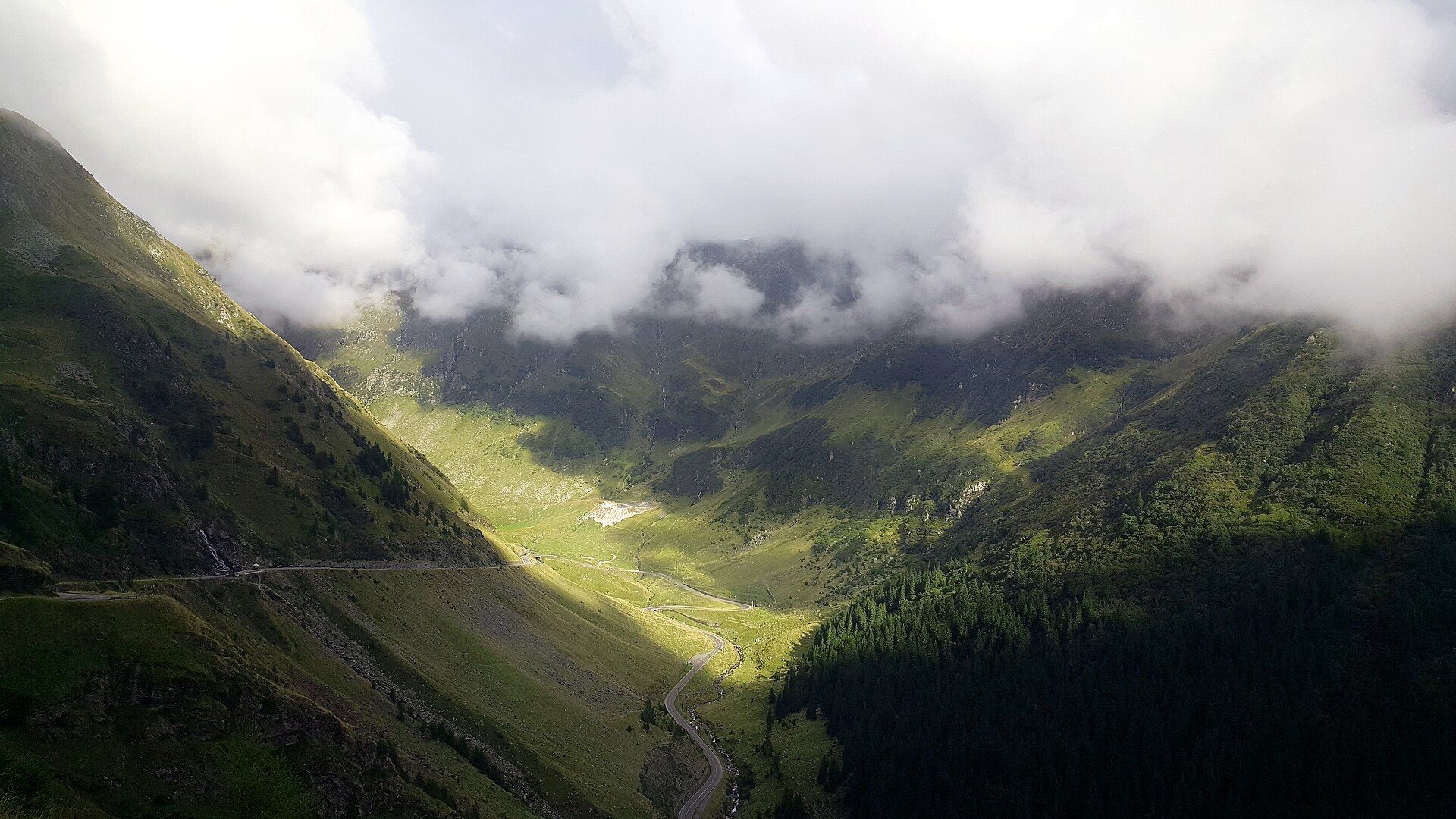 Făgăraș Mountains & the Transfăgărășan, Southern Carpathians, central Romania