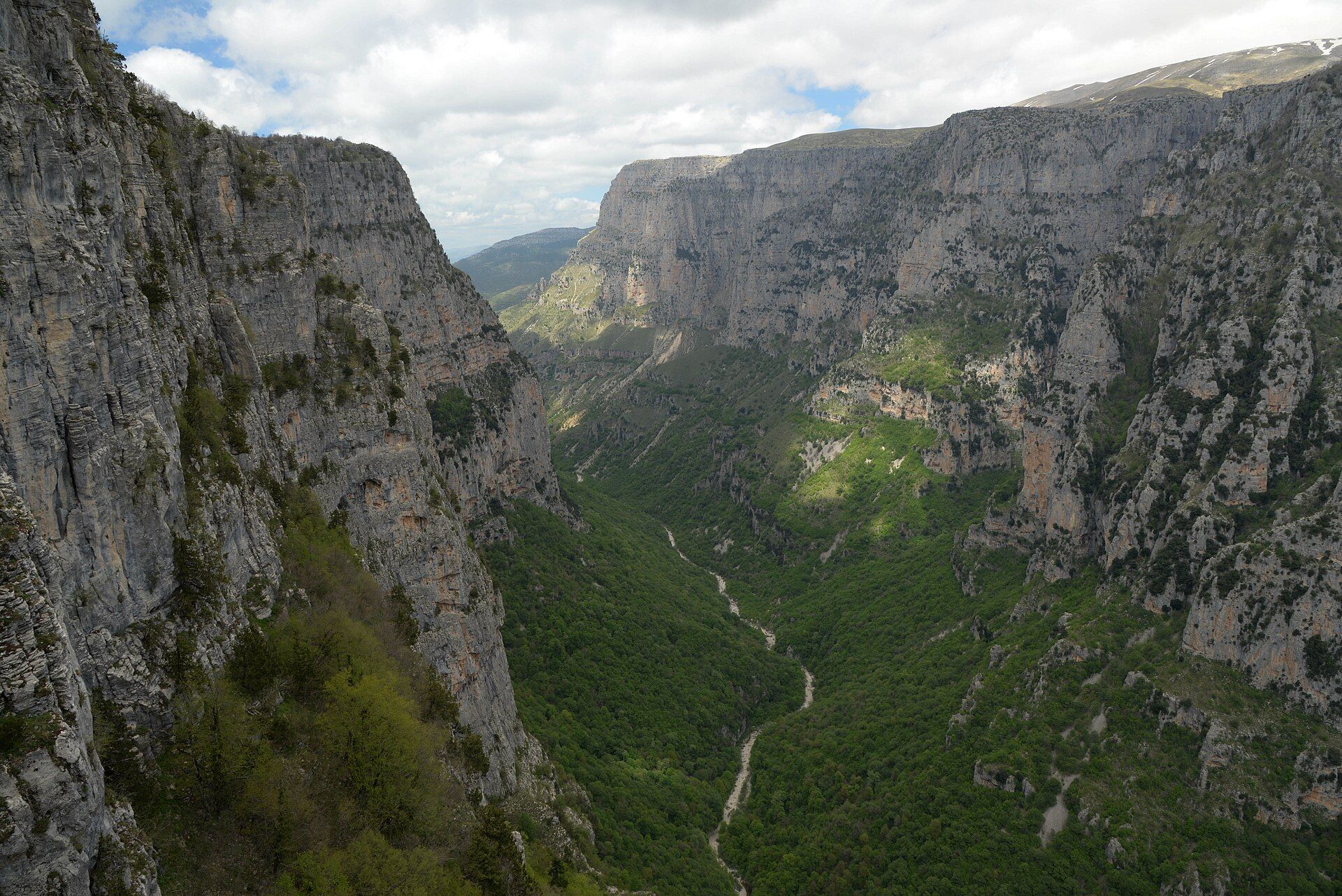 Vikos Gorge, Zagori, Pindus Mountains, Epirus, Greece
