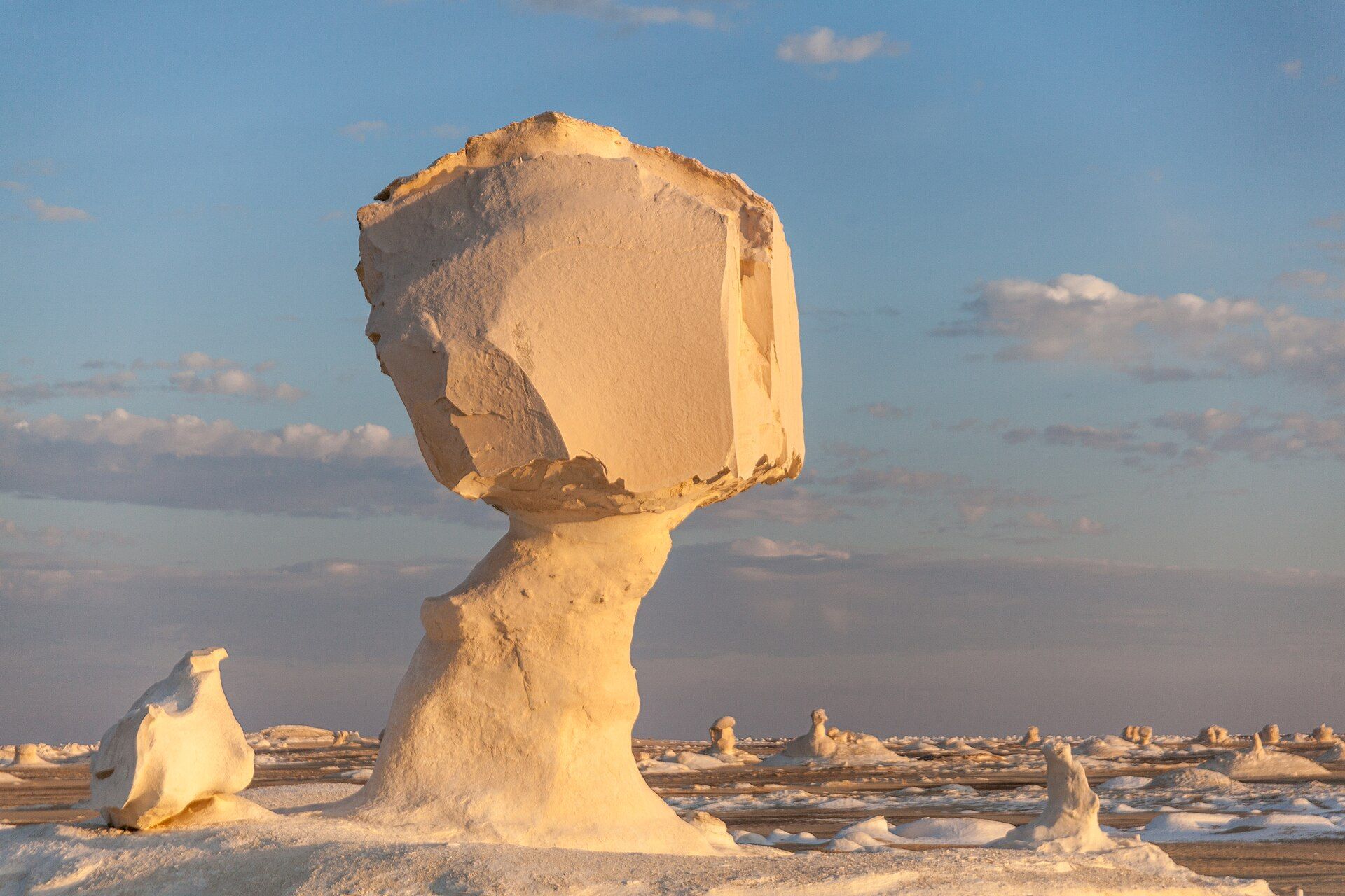 The White Desert, Farafra, Western Desert, Egypt